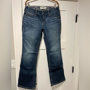 Women’s Ariat R.E.A.L. Mid Rise Boot Cut Jean Spitfire
Size 31R